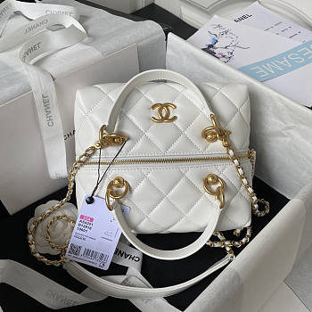 Chanel Bag With Top Handle White 17x21x5.5cm