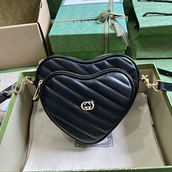 Gucci Interlocking G Mini Heart Shoulder Bag Black 20x17.5x6.5cm