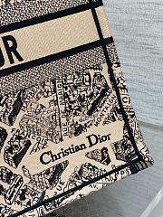 Dior Large Book Tote Beige and Black Plan de Paris 42 x 35 x 18.5 cm - 5