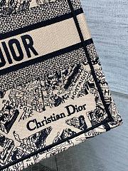 Dior Medium Book Tote Beige and Black Plan de Paris 36 x 27.5 x 16.5 cm - 3