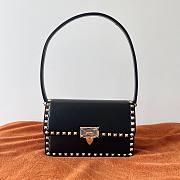 Valentino Rockstud23 Smooth Calfskin Shoulder Bag Black 23x13x9cm - 1