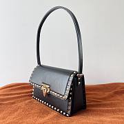 Valentino Rockstud23 Smooth Calfskin Shoulder Bag Black 23x13x9cm - 5