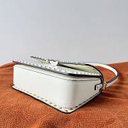 Valentino Rockstud23 Smooth Calfskin Shoulder Bag White 23x13x9cm - 2