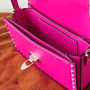 Valentino Rockstud23 Smooth Calfskin Shoulder Bag Pink 23x13x9cm - 4