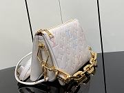 Louis Vuitton LV Coussin BB H27 Quartz & Multicolor 21 x 16 x 7 cm - 5