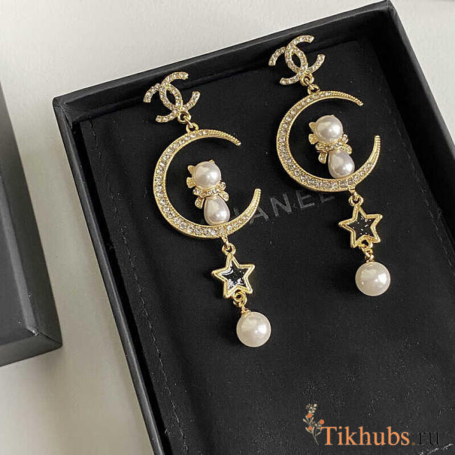 Chanel Pearl Moon Earring Gold - 1