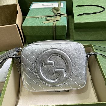 Gucci Blondie Small Shoulder Bag Silver 21x15.5x5cm