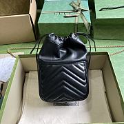 Gucci GG Marmont Mini Bucket Bag Black 14.5x20x7.5cm - 3