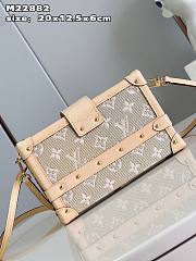 Louis Vuitton LV Petite Malle Beige 20 x 12.5 x 6 cm - 3