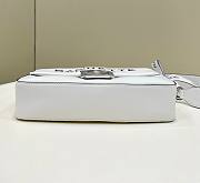 Fendi Baguette White leather Fendi by Marc Jacobs Bag 27x15x6cm - 5