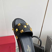 Valentino Garavani Roman Stud Leather Platform Sandals Black - 5