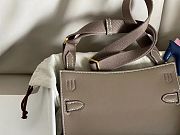 Hermes Mini Jypsiere Crossbody Bag Etoupe 23 x 17 x 9 cm - 4