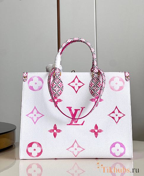 Louis Vuitton LV Onthego By The Pool Pink 35 x 27 x 14 cm - 1