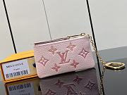 Louis Vuitton LV Key Pouch Pink 12 x 7 x 1.5 cm - 3