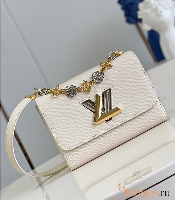 Louis Vuitton LV Twist White MM 23 x 17 x 9.5 cm - 1