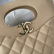 Chanel Vintage Shopping Bag Beige 22x23x5.5cm - 2