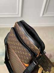 Louis Vuitton LV Trio Messenger Radiant Sun 25 x 18.5 x 7 cm - 5