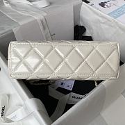 Chanel Flap Bag With Top Handle White Lambskin 22cm - 5