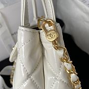 Chanel Flap Bag With Top Handle White Lambskin 22cm - 4