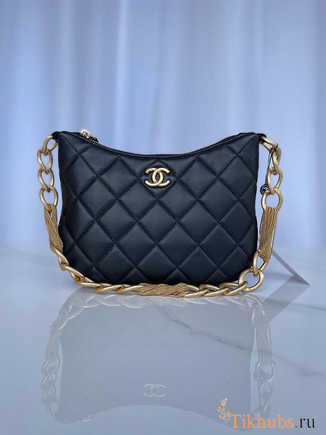 Chanel Hobo Black Bag 23x17x6cm - 1