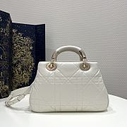 Lady Dior 95.22 Small Bag White 25x10x16cm - 4