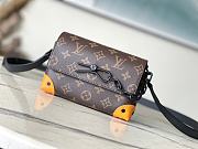 Louis Vuitton LV Steamer Wearable Wallet Radiant Sun 18 x 11 x 6.5 cm - 1