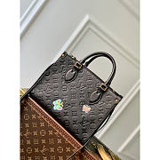 Louis Vuitton LV x YK OnTheGo PM Black 25 x 19 x 11.5 cm - 3