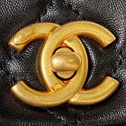 Chanel Small Folding Bag Lambskin Black Gold 15 × 21.5 × 7 cm - 4