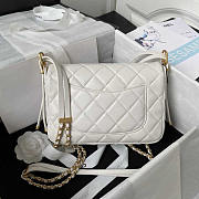 Chanel Small Folding Bag Lambskin White Gold 15 × 21.5 × 7 cm - 4