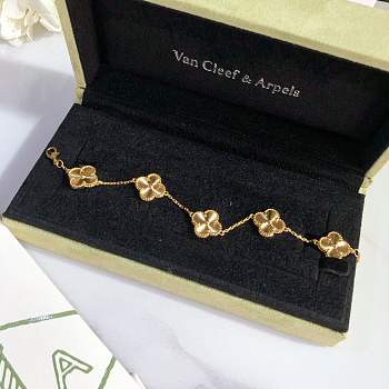 Van Cleef & Arpels Bracelet Gold