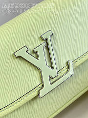 Louis Vuitton LV Buci Epi Green 24.5 x 15.5 x 9 cm - 2