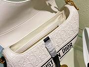 Dior Saddle Oblique Embossed Calfskin White Black 25.5 x 20 x 6.5 cm - 2