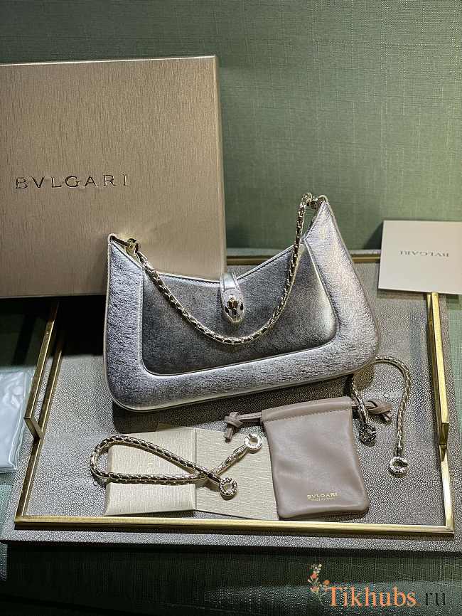 BVLGARI Serpenti Baia Shoulder Bag Silver 27.5 x 18 x 4.5 cm - 1