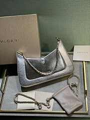 BVLGARI Serpenti Baia Shoulder Bag Silver 27.5 x 18 x 4.5 cm - 5