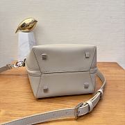 YSL LE 37 Small In Shiny Leather Beige 17 x 20 x 13 cm - 3