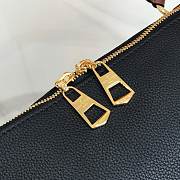 Louis Vuitton LV Monogram V tote MM Black 36x27x16cm - 6