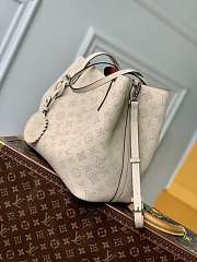 Louis Vuitton LV Blossom MM Beige 30x27.5x16cm - 3