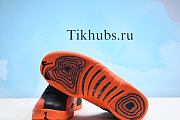 Air Jordan 12 Brilliant Orange - 4