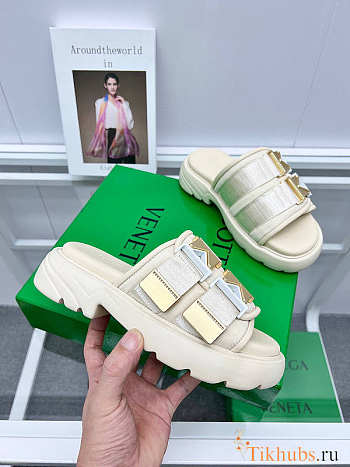 Bottega Veneta White Flash