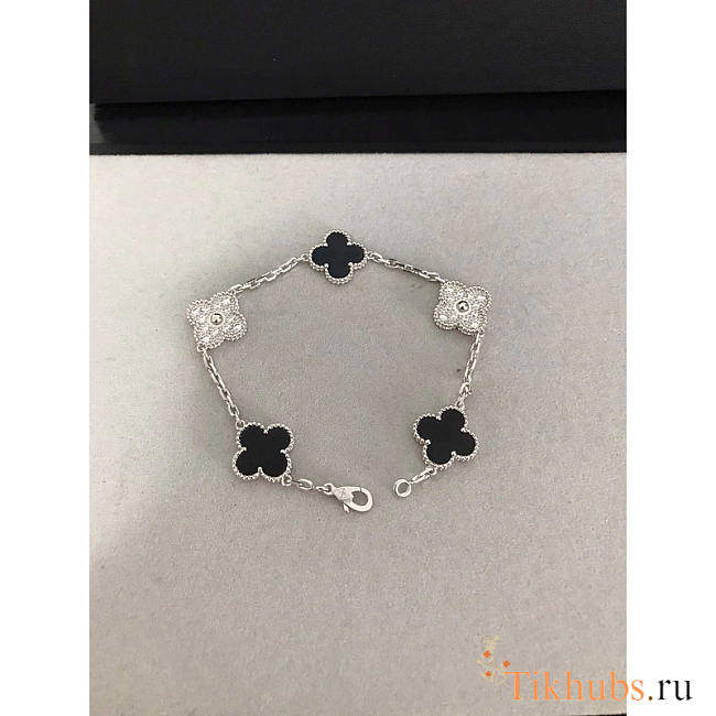 Van Cleef & Arpels Vintage Alhambra Diamond Onyx Bracelet - 1