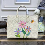 Louis Vuitton LV x YK OnTheGo MM White 35x27x14cm - 1