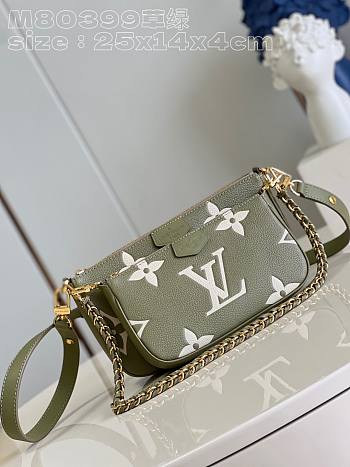 Louis Vuitton LV Multi Pochette Accessoires Green 25 x 14.5 x 4.5 cm