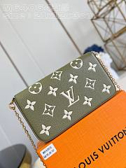 Louis Vuitton LV Félicie Pochette Green 21 x 12 x 3 cm - 4