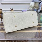 Louis Vuitton LV Artsy MM Handbag White 42x18x30cm - 3