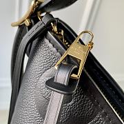 Louis Vuitton LV CarryAll MM Black 39x30x15cm - 6