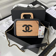 Chanel Vanity Case Beech Wood Leather Black And Beige 17x12x7cm - 1