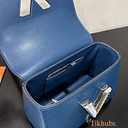 Louis Vuitton LV Twist PM Toledo Blue 19 x 15 x 9 cm - 3