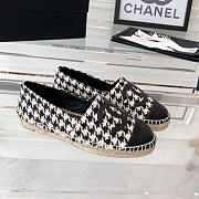 Chanel Flat Espadrilles Tweed,Lambskin,Patent Calfskin Black And White - 4