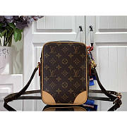 Louis Vuitton LV Danube Crossbody Bag Monogram 15x21x5cm - 5