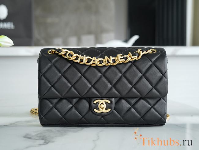 Chanel Flap Bag With Chanel Letter Black Gold 26×15×7cm - 1